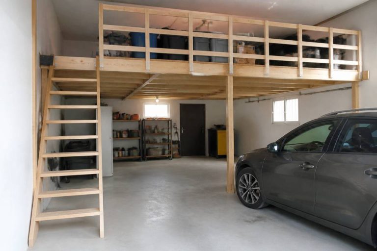 Faire une mezzanine dans le garage : guide complet pour gagner de l’espace