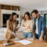 Agenceur d'intérieur : missions, compétences et solutions bois pour un aménagement sur mesure