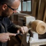 Formation tourneur sur bois : apprendre les techniques et choisir la bonne formation