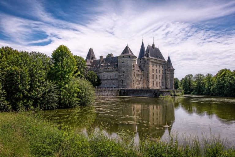 Château de Damblain : histoire et patrimoine d’un site remarquable