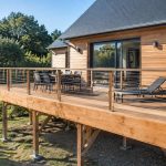 Terrasse bois sur pilotis : plan et conseils pour réussir votre projet