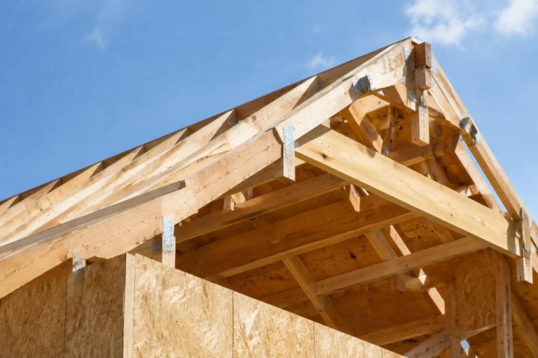 DTU 43. règles et mise en œuvre des toitures en éléments porteurs en bois