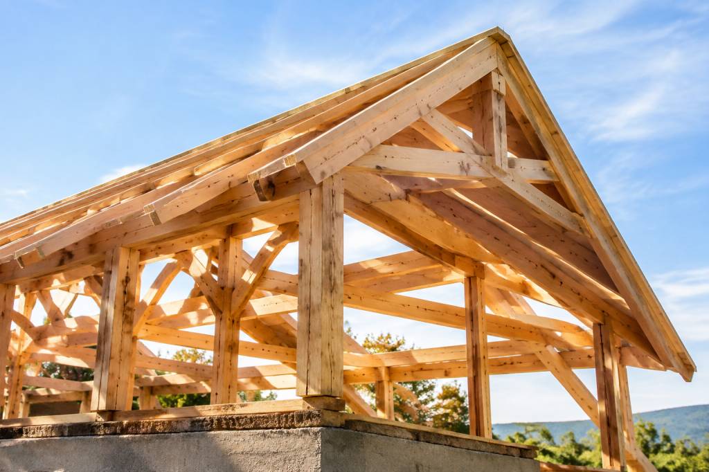Charpente bois toiture : guide pour une structure durable et performante