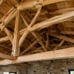 Charpente traditionnelle : fonctionnement, matériaux et avantages pour votre maison